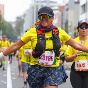 Alteta feliz viviedo una de las maratones en colombia