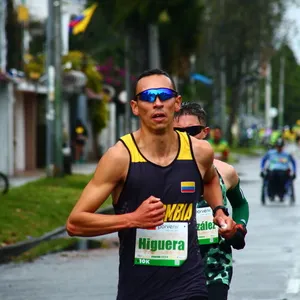 Atleta elite Higuera en la mmB