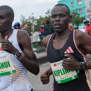 Tanui y Kiplimo corren maratón