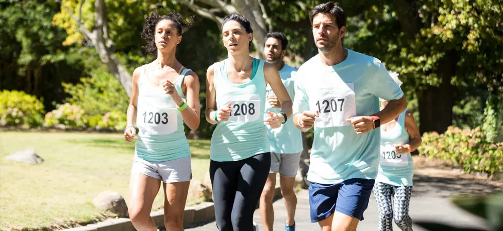 Mujeres corriendo