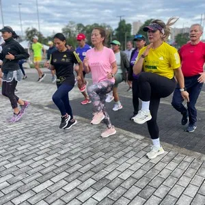 Mujeres presentes en el entrenamiento de la mmB