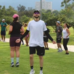 Hombre entrenando