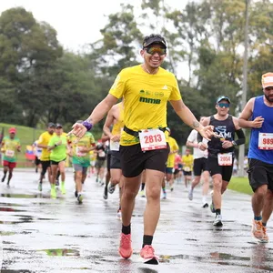 Atleta en pleno esfuerzo físico