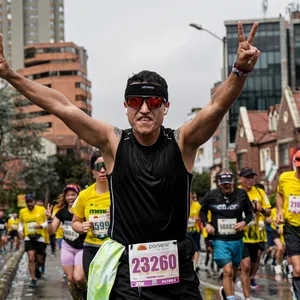 Atleta conquistando su carrera 21k