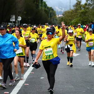 Mujer viviendo una experiencia a la medida