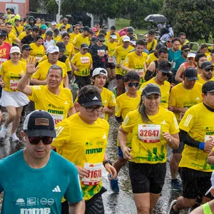 Momento de salida en la carrera