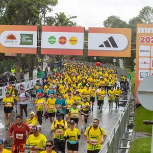 Corredores en Bogotá hoy, llenos de emociones y listas para conquistar el reto