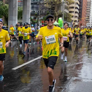 Hombre corriendo recorrido de 21 Km