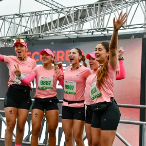 Chicas adidas listas para competir